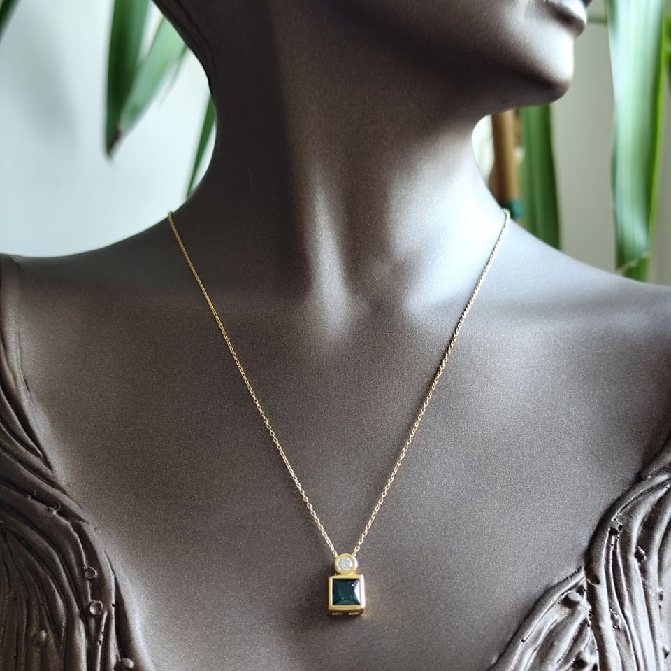 Yeşil Zirkon Taş Altın Kaplama Gümüş Kolye