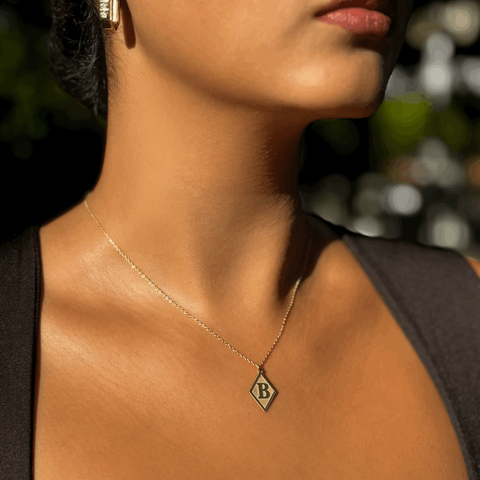 Baklava Altın Kaplama Harf Kolye