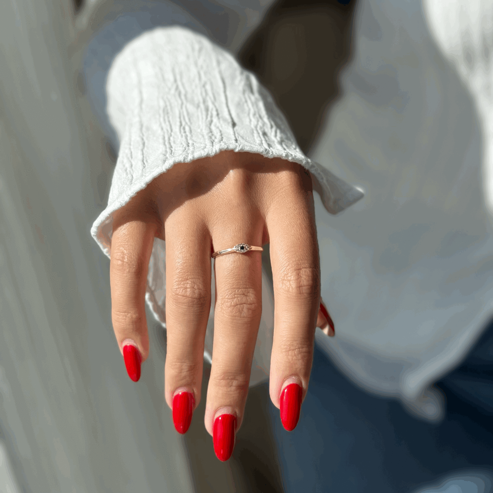 Taşlı Göz Yüzük