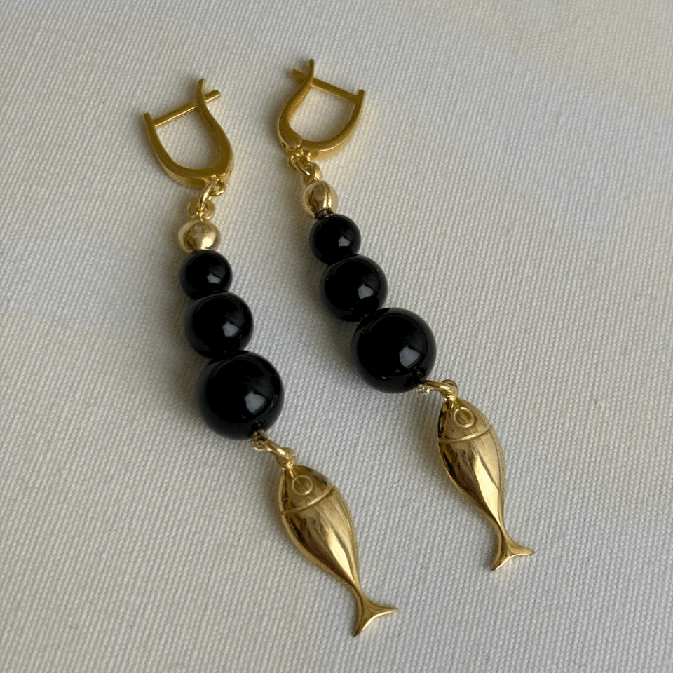 Taşlı Detay Balık Küpe 18K Altın Kaplama