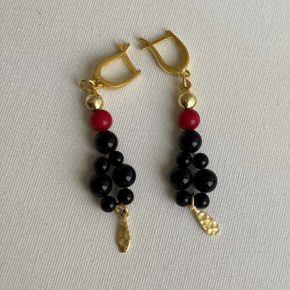 Taşlı Detay Damla Küpe 18K Altın Kaplama