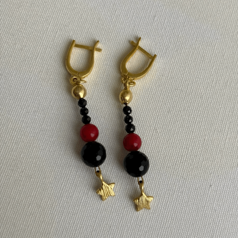 Taşlı Detay Yıldız Küpe 18K Altın Kaplama