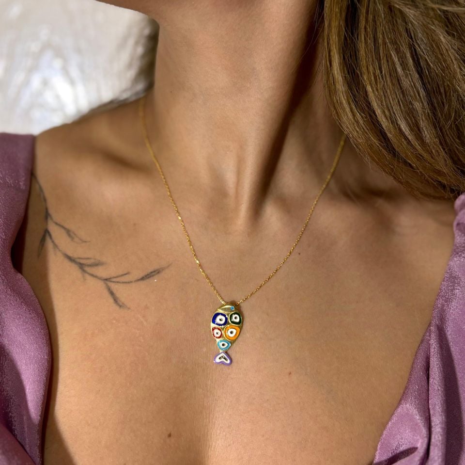 السمك قلادة المينا