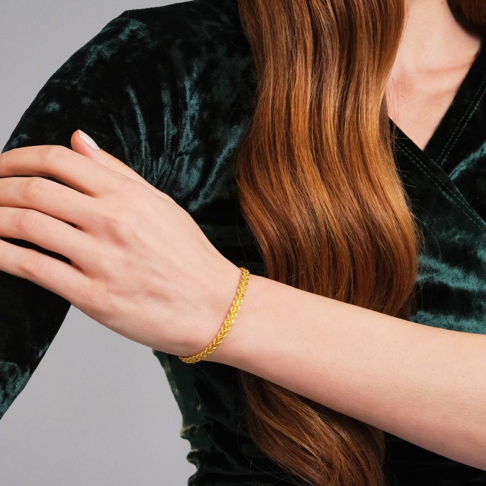 سوار محبوك صغير عيار 14 قيراط