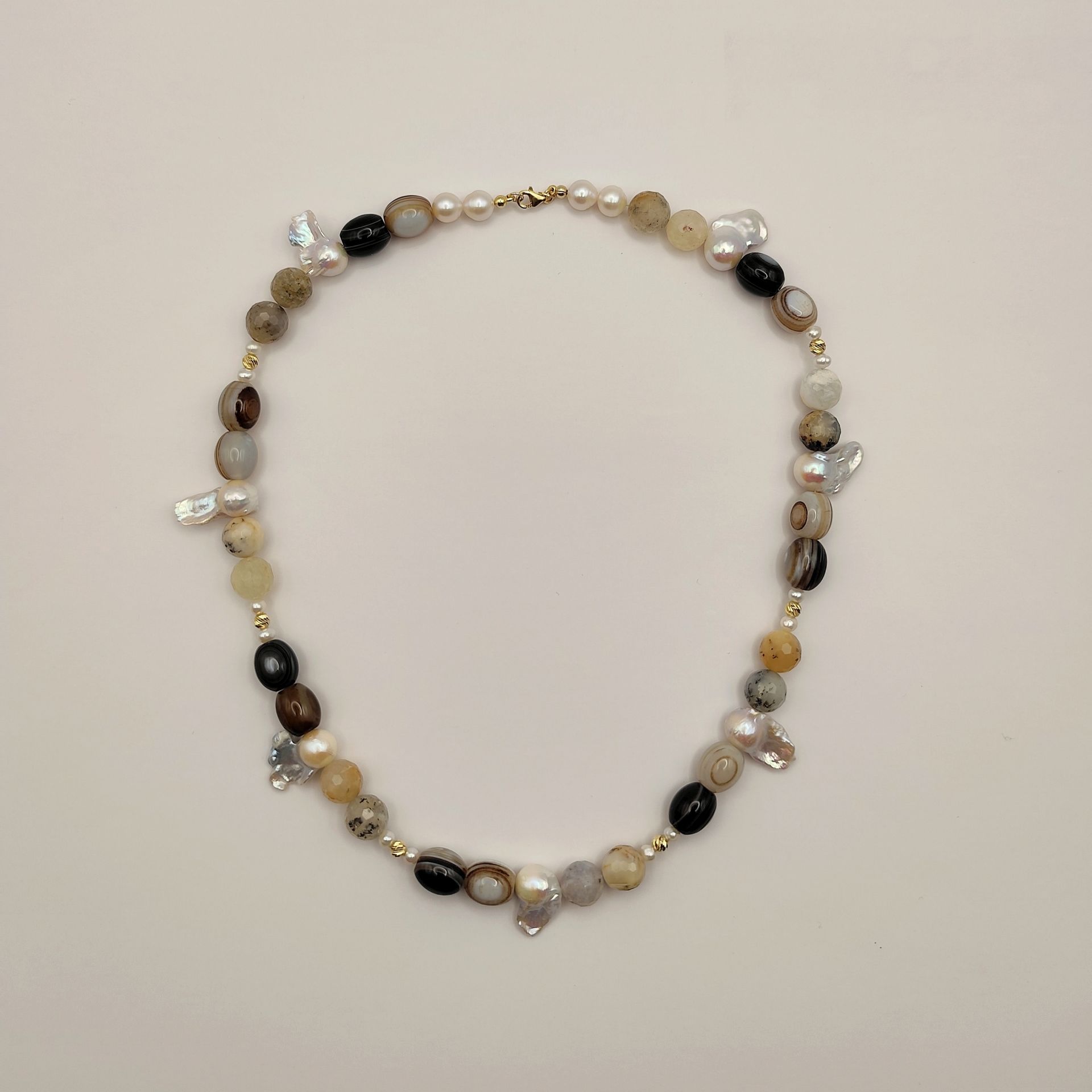 Dorika Natural Stone Necklace 14 Carat