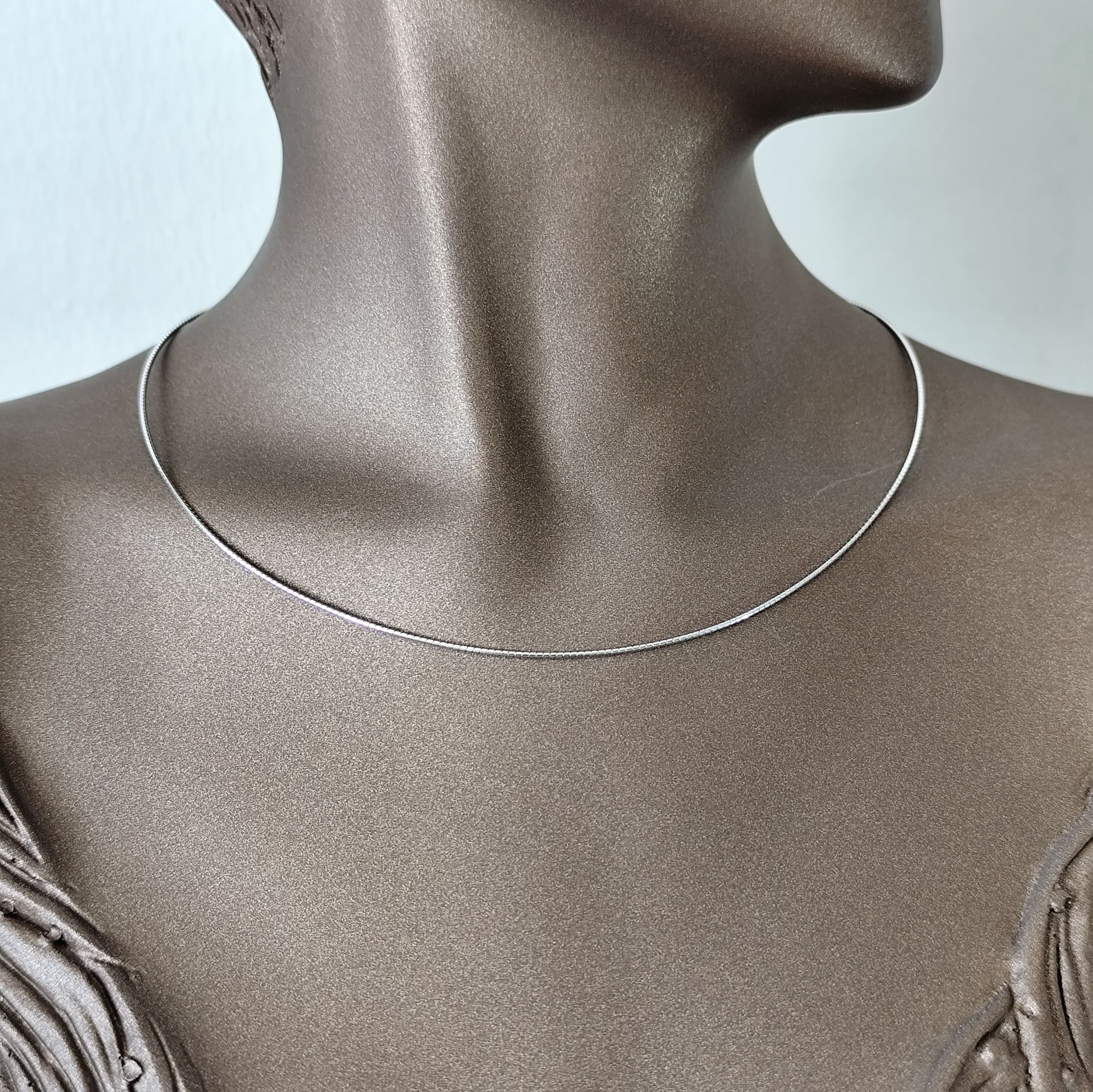 Choker Silver Kolye
