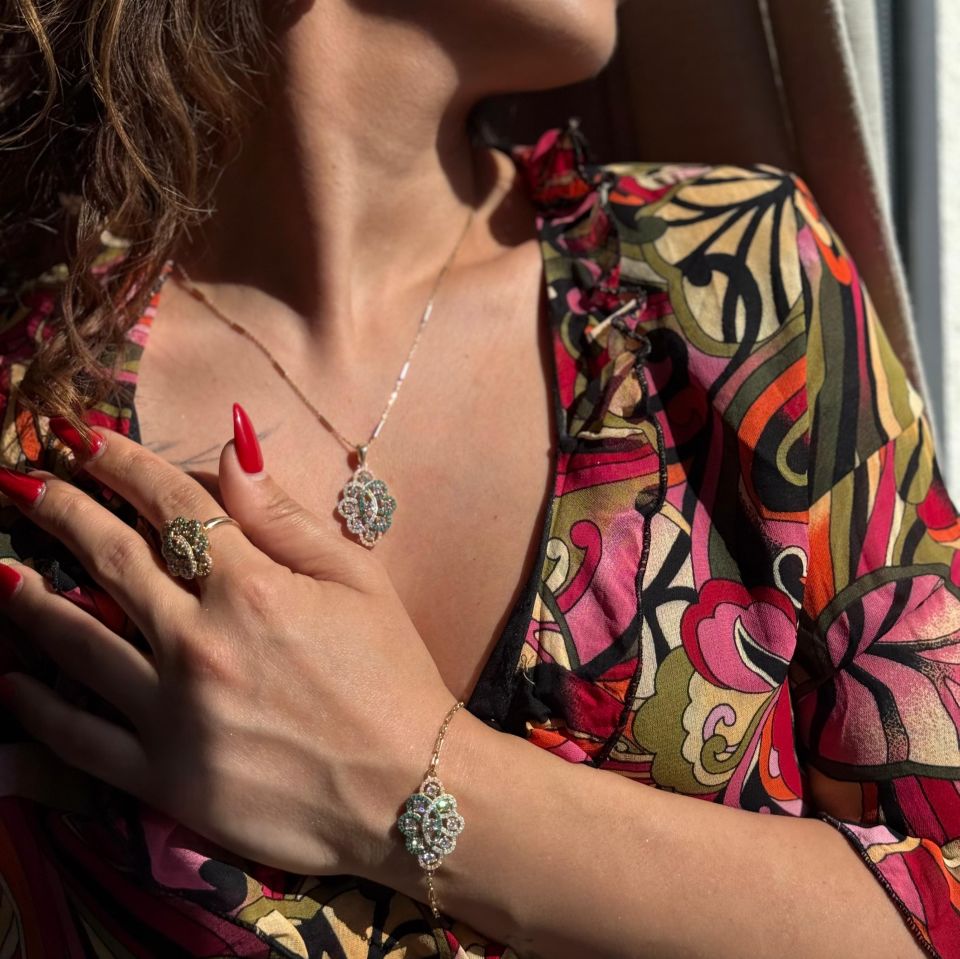 مجموعة مجوهرات سبريتش الفضية