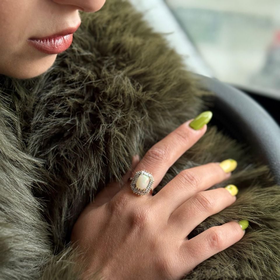 OPAL BAGUETE SILVER RING