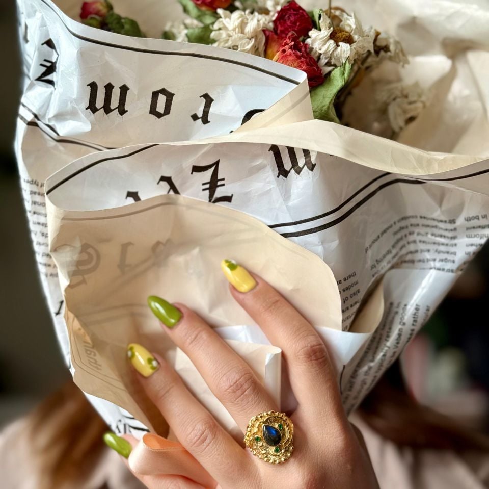 SAPPHIRE GOLD PLATED SILVER RING