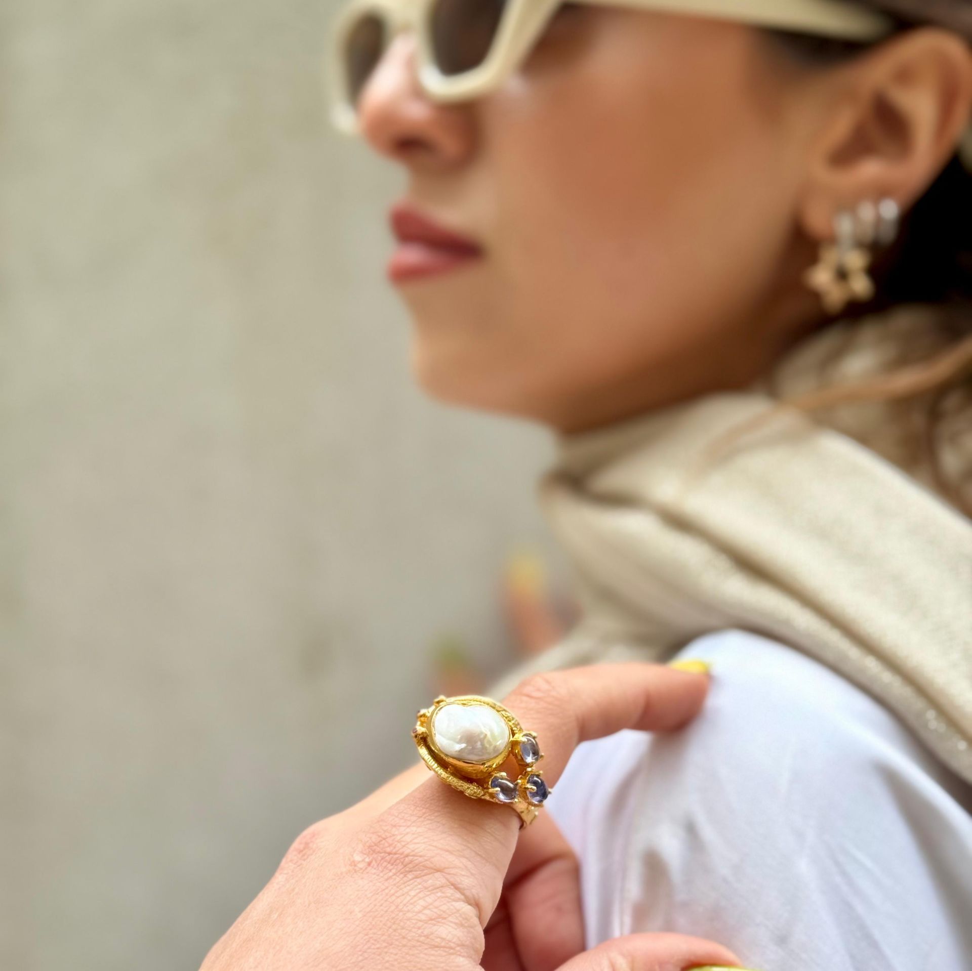 İyolit Ve İnci Taşı Altın Kaplama Gümüş Yüzük