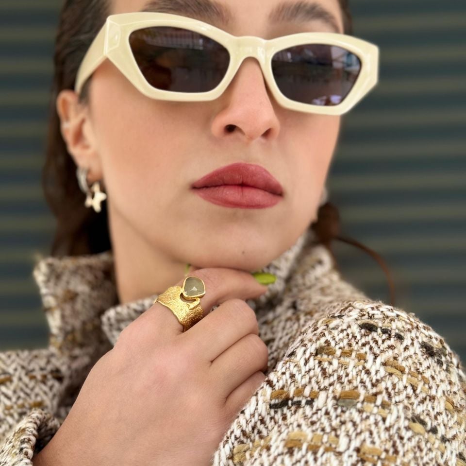 MOONSTONE GOLD PLATED SILVER RING