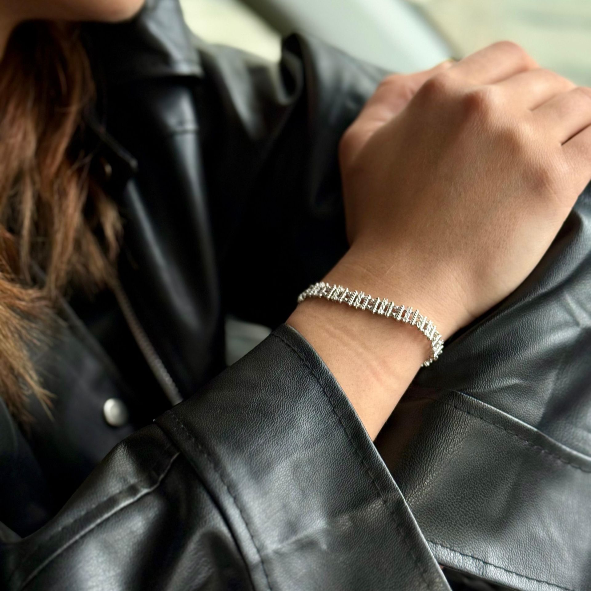 Zirkon Taş Askı Gümüş Bileklik